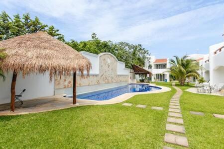 Casa vacanze Ideal For Family Trip To Mexico Caribbean Pool *